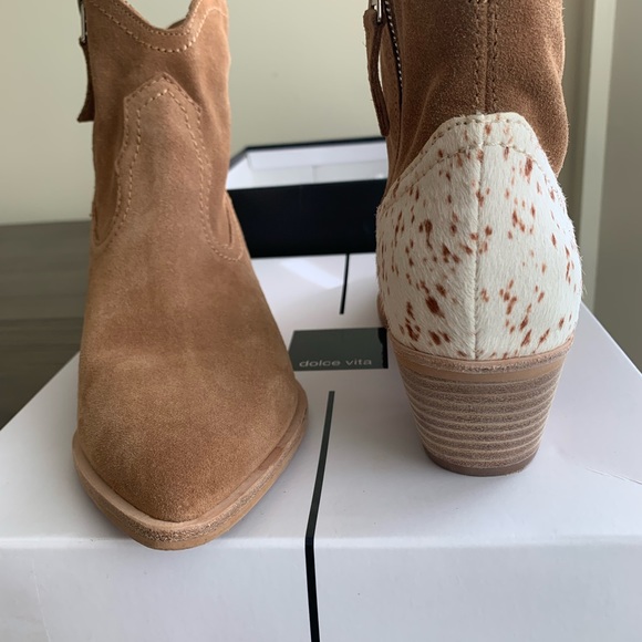 Dolce Vita Senica Dark Saddle Suede Bootie - Picture 9 of 12